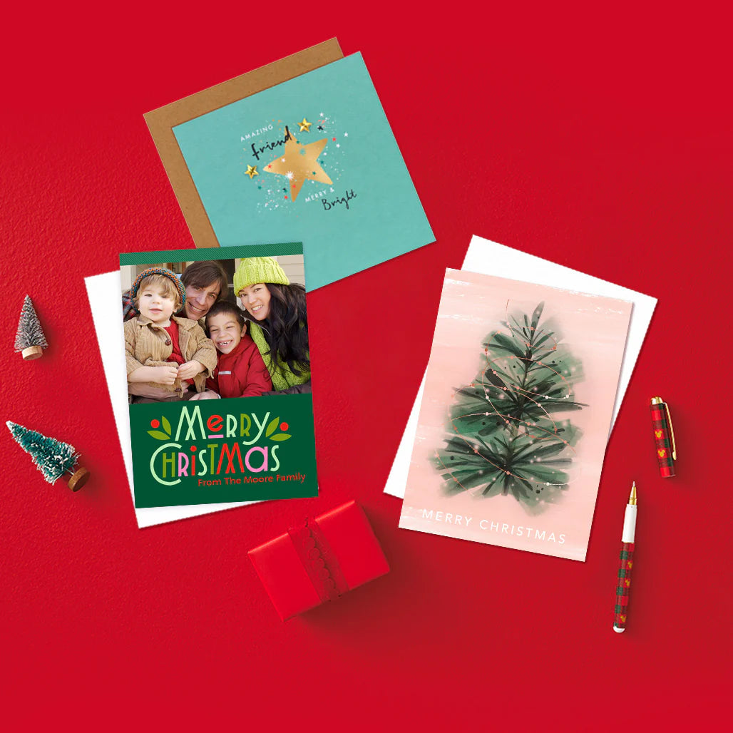 What to write in a Christmas Card | Hallmark UK