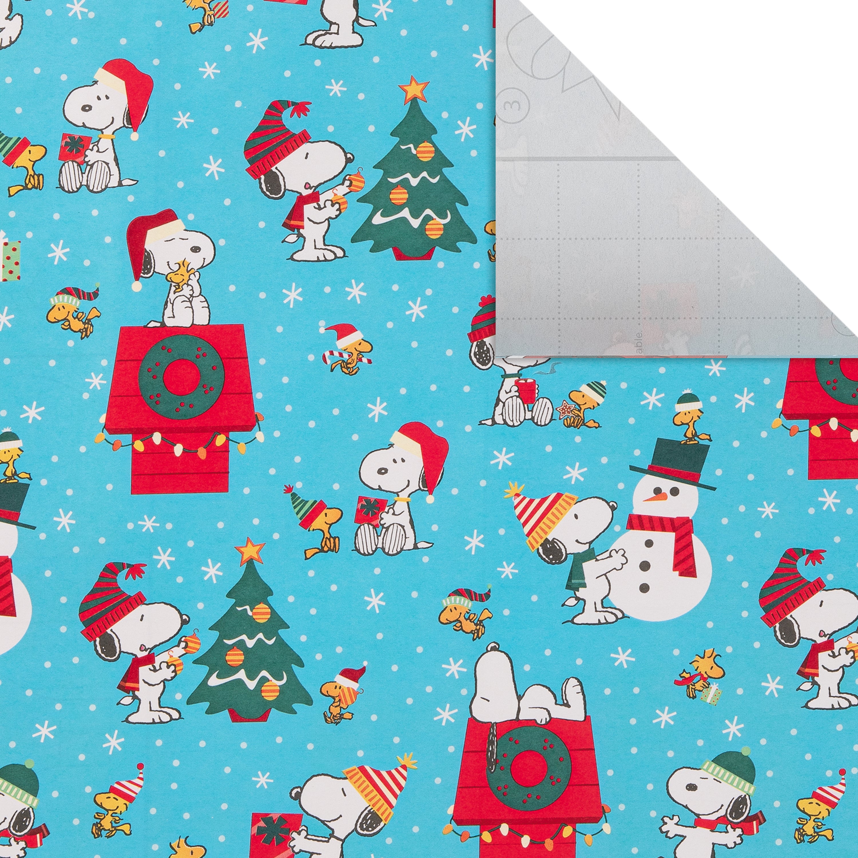6M PEANUTS™ SNOOPY Christmas Wrapping Paper | Hallmark UK