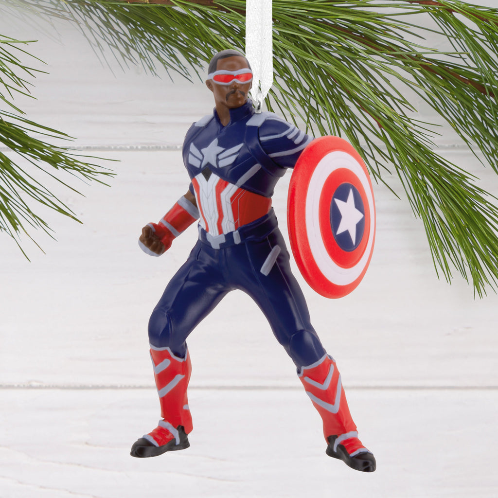 Collectable MARVEL Captain America Ornament